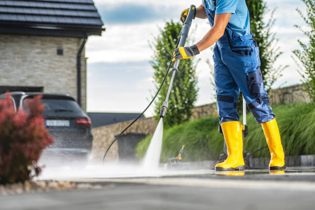 Professional Pressure Washing Services in Delmont, PA